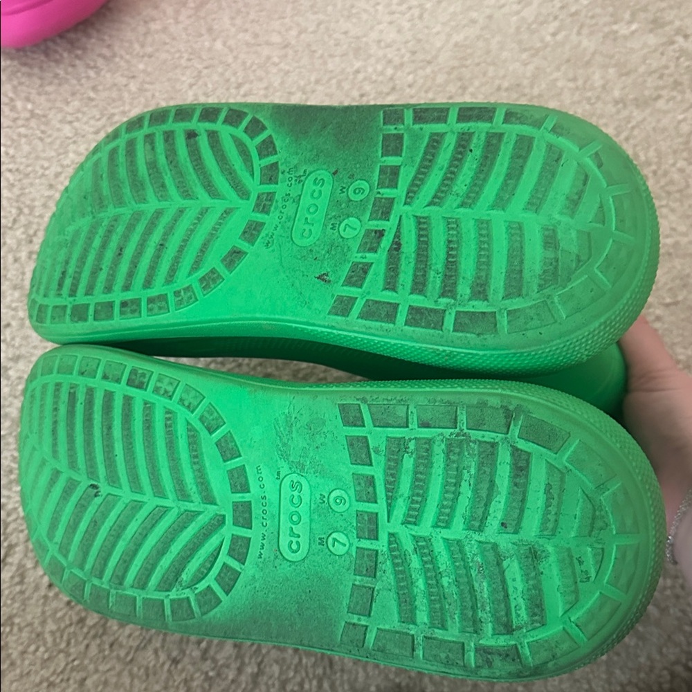 Green Crocs - Picture 5 of 5